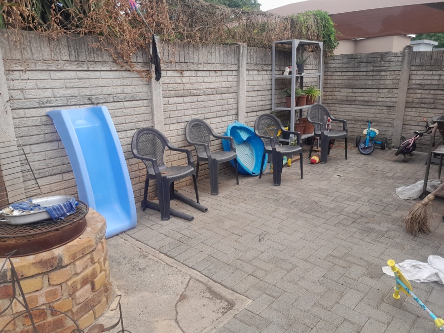 3 Bedroom Property for Sale in Bodorp North West